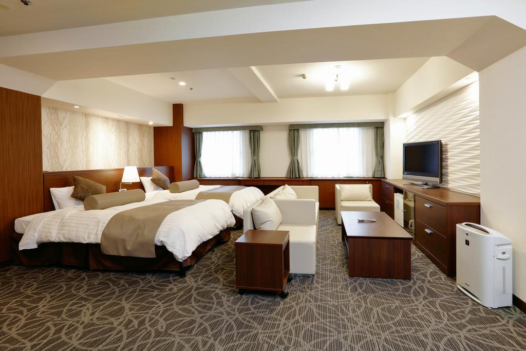 Hotel Plaza Osaka Luaran gambar
